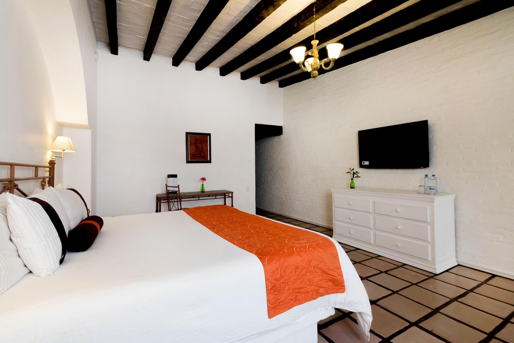 Hotel Mision San Gil San Juan del Río Esterno foto