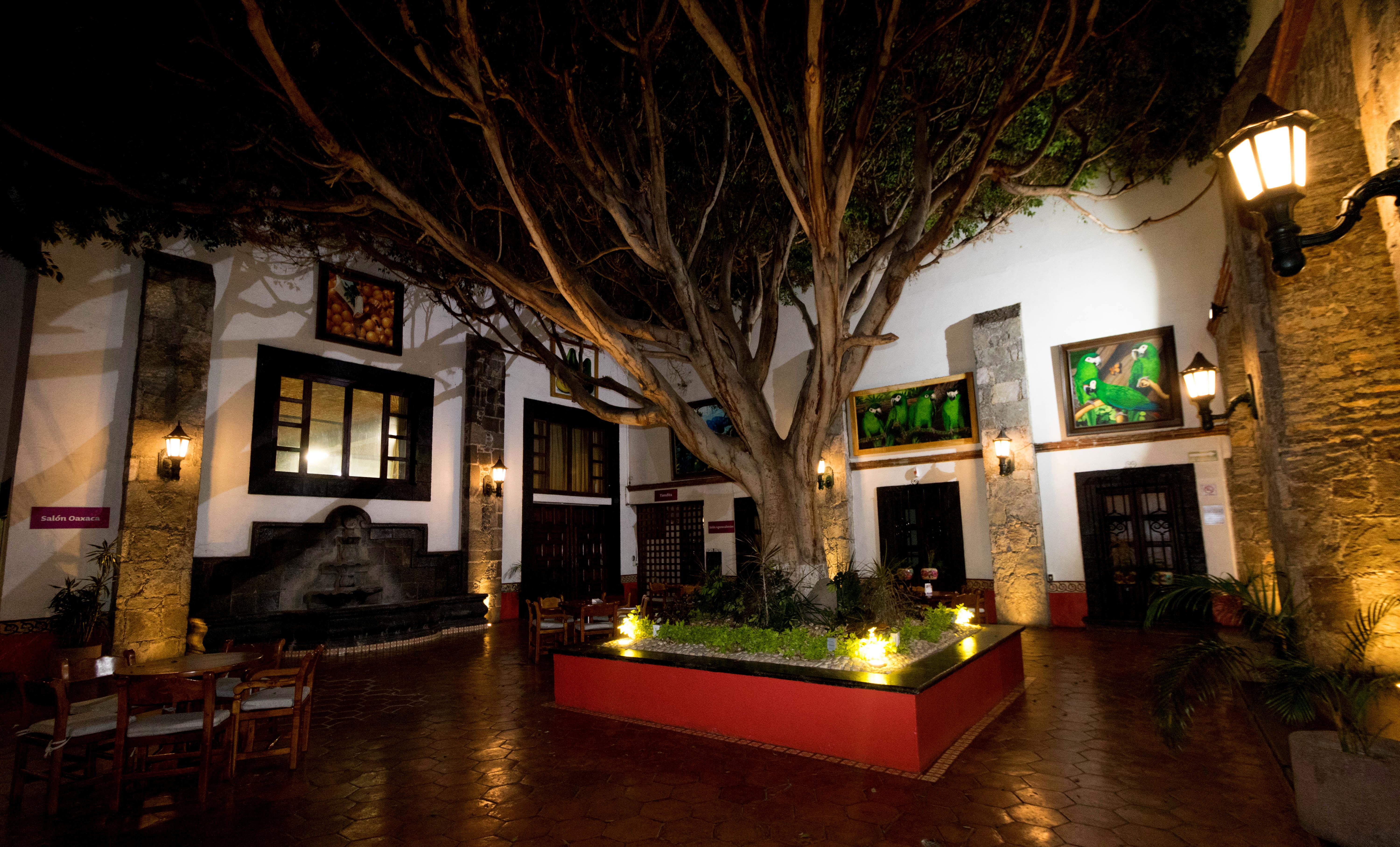 Hotel Mision San Gil San Juan del Río Esterno foto