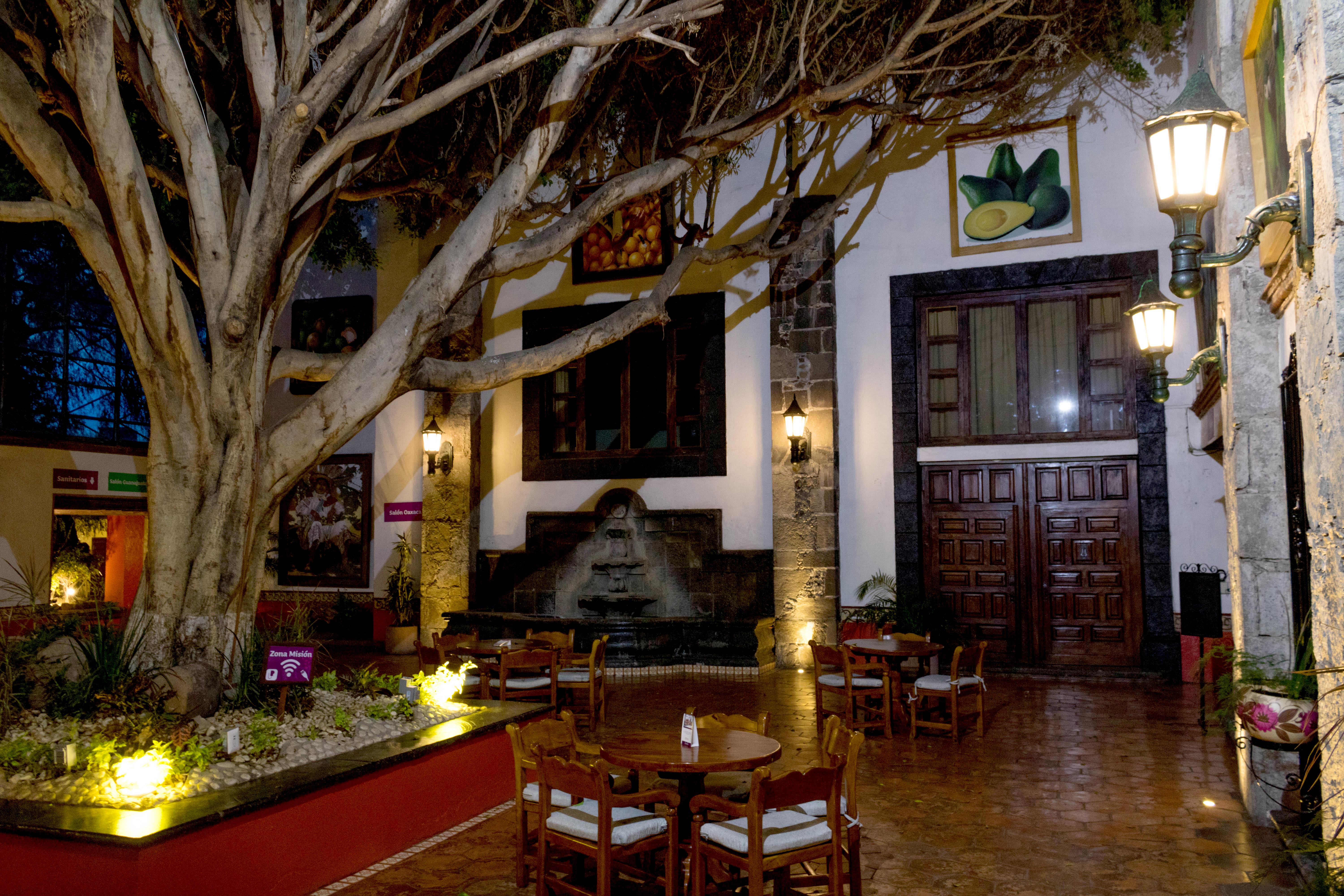 Hotel Mision San Gil San Juan del Río Esterno foto