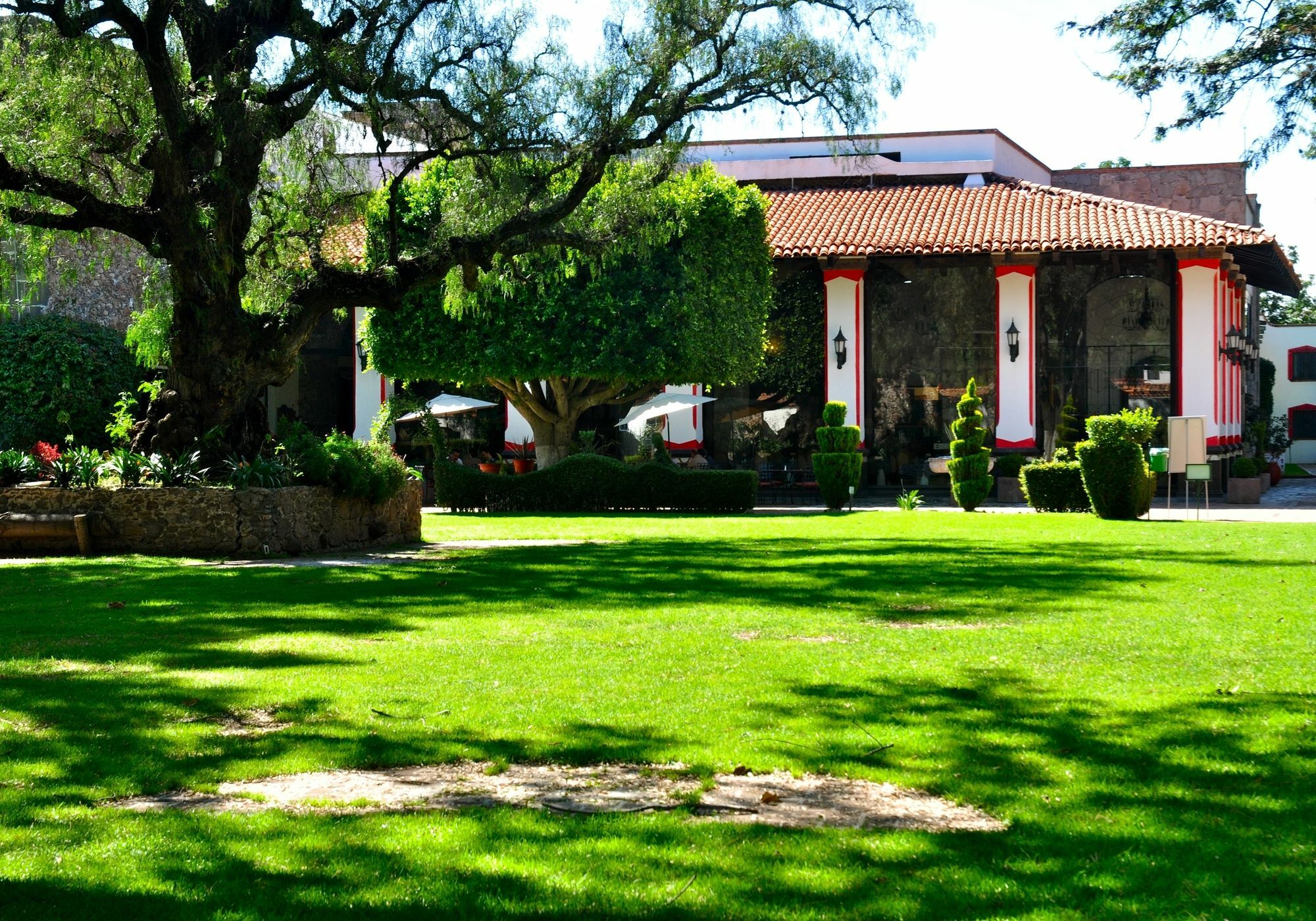 Hotel Mision San Gil San Juan del Río Esterno foto