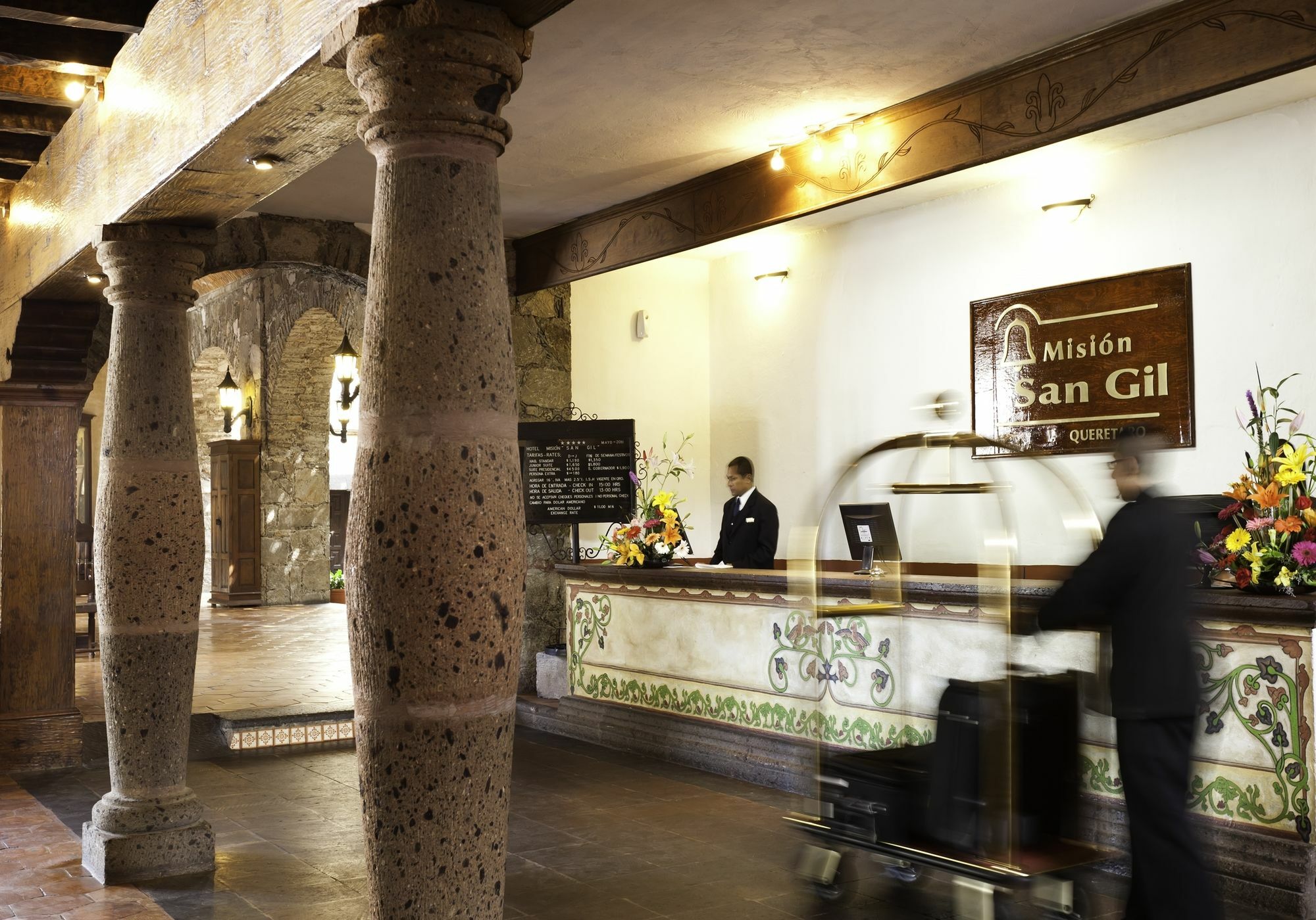 Hotel Mision San Gil San Juan del Río Esterno foto